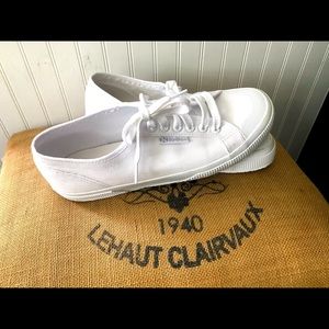 Superga sneakers EUC